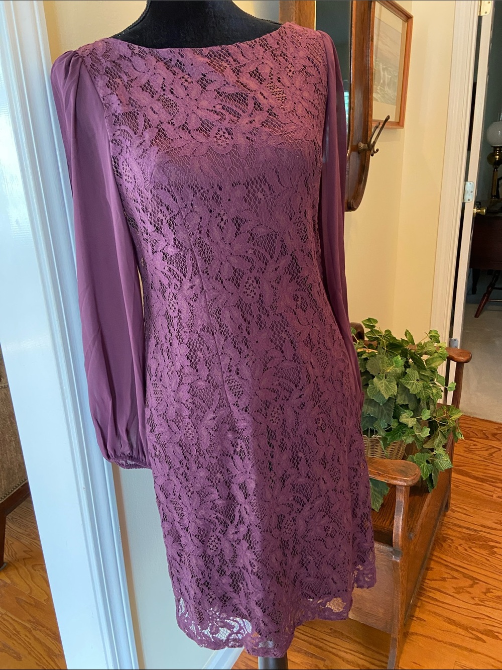 Purple Lace Long-Sleeve Women's Dress
